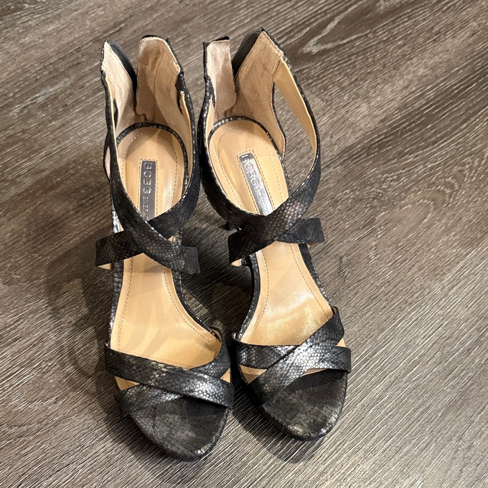 BCBG Black Snakeskin Heels Size 36/6